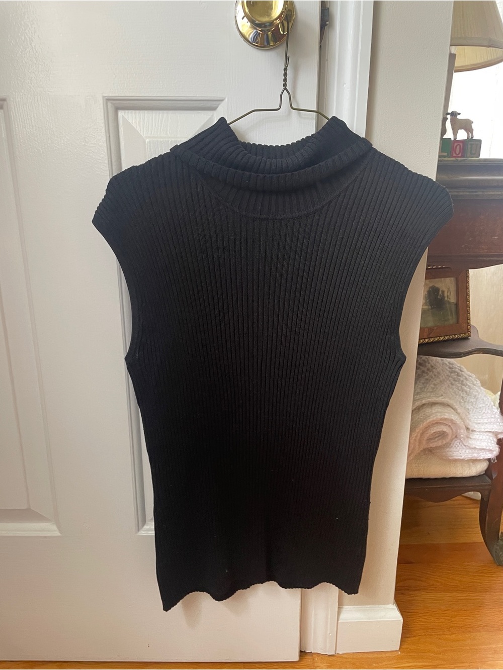 Vintage Sleeveless Ribbed Turtleneck Sweater